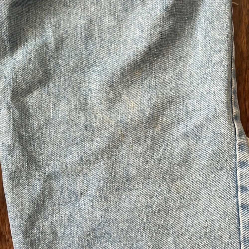 BDG High-Waisted Ripped Jeans - Picture 4 of 6
